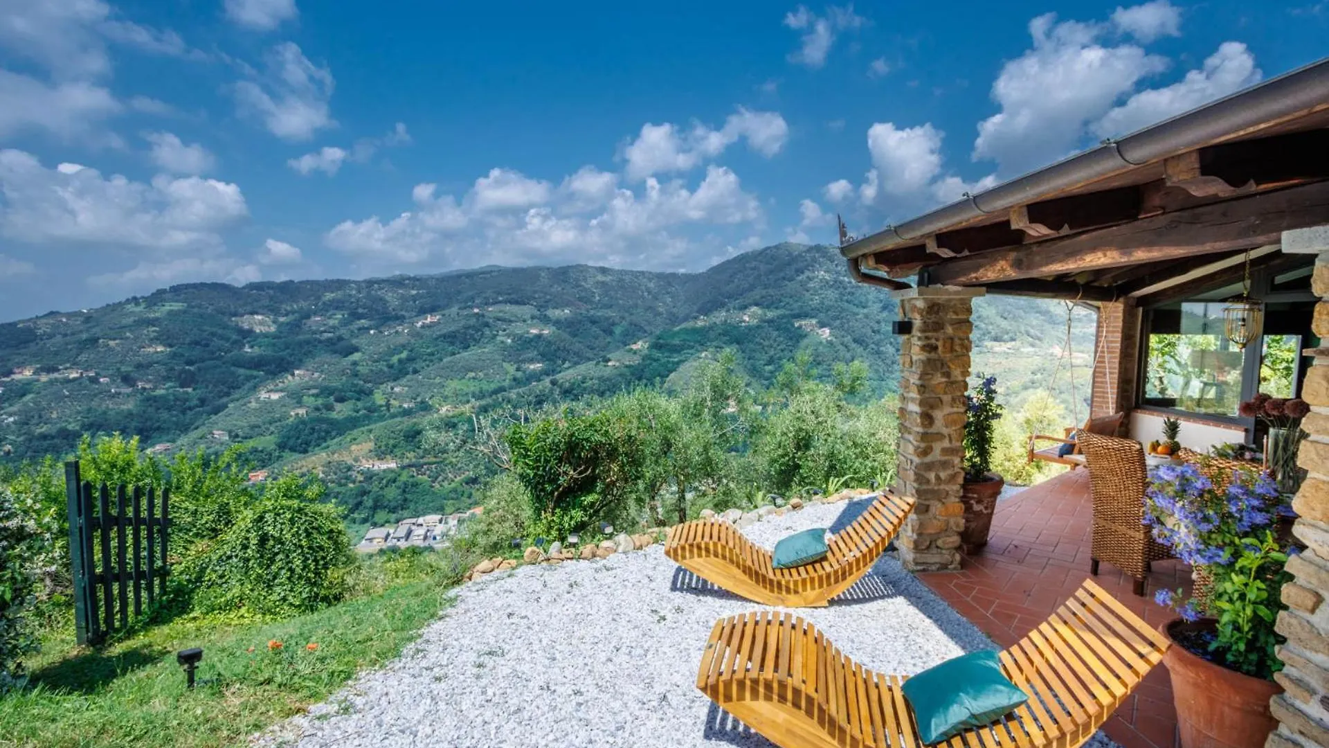 Sospirata Farmhouse contacts